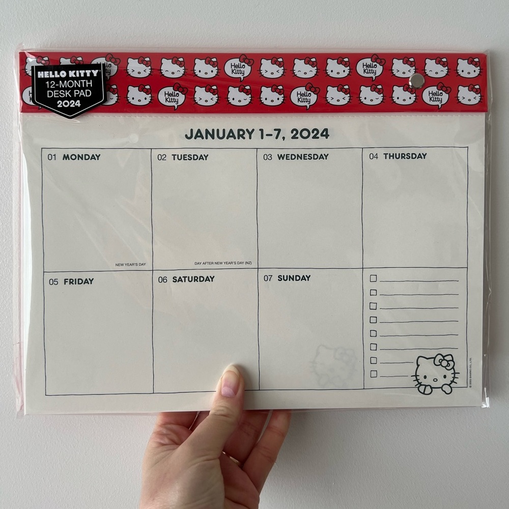 Hello Kitty 12 months desk pad for 2024